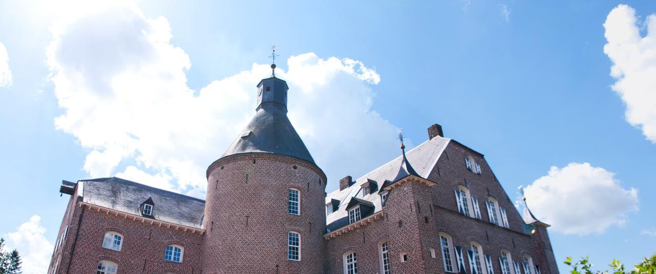 Kasteel Aldenghoor Bed & Breakfast Haelen Eksteriør bilde