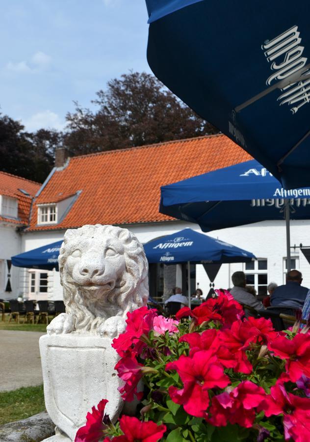 Kasteel Aldenghoor Bed & Breakfast Haelen Eksteriør bilde