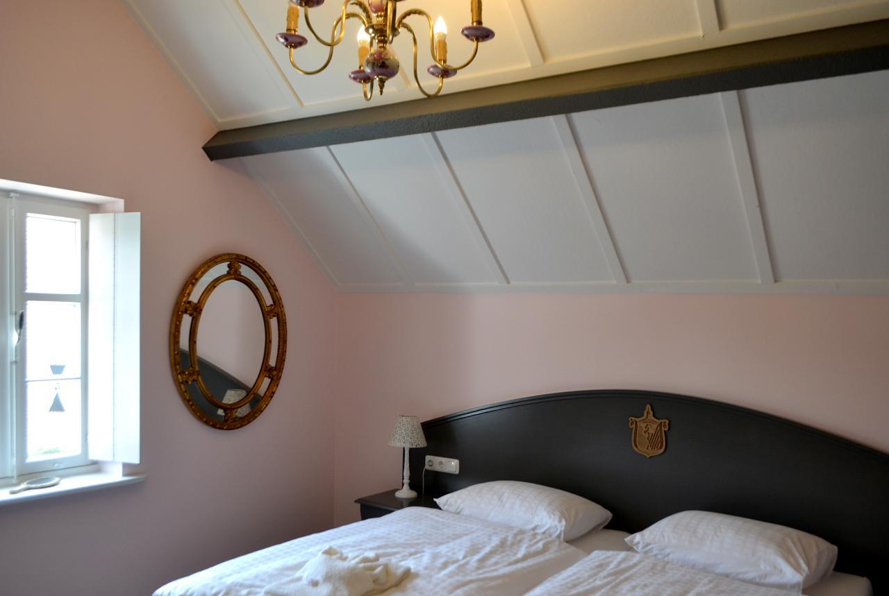 Kasteel Aldenghoor Bed & Breakfast Haelen Eksteriør bilde